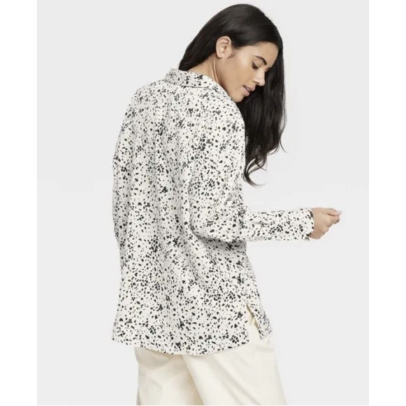 A New Day Women's Shirt Sleeve Satin Button-Down Leopard Spotted Size Small NEW - Picture 2 of 9